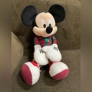 Disney, Mickey Mouse 2016 Christmas 17” Plush.